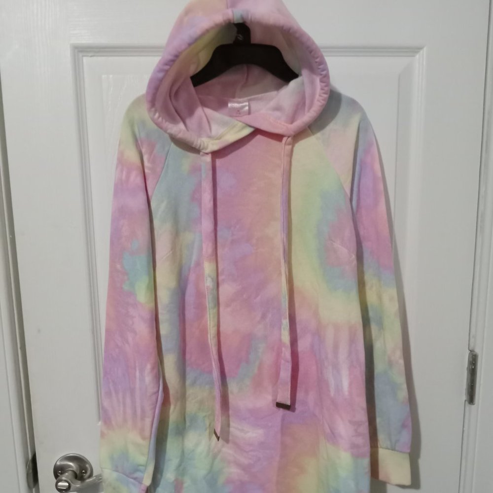 NWT No Boundaries pastel tie dye rainbow sweater dress - size juniors medium
